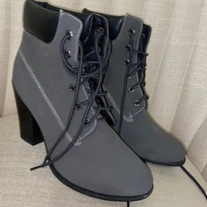 Lace up heeled boots